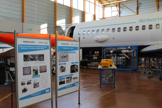 Hangar Avions